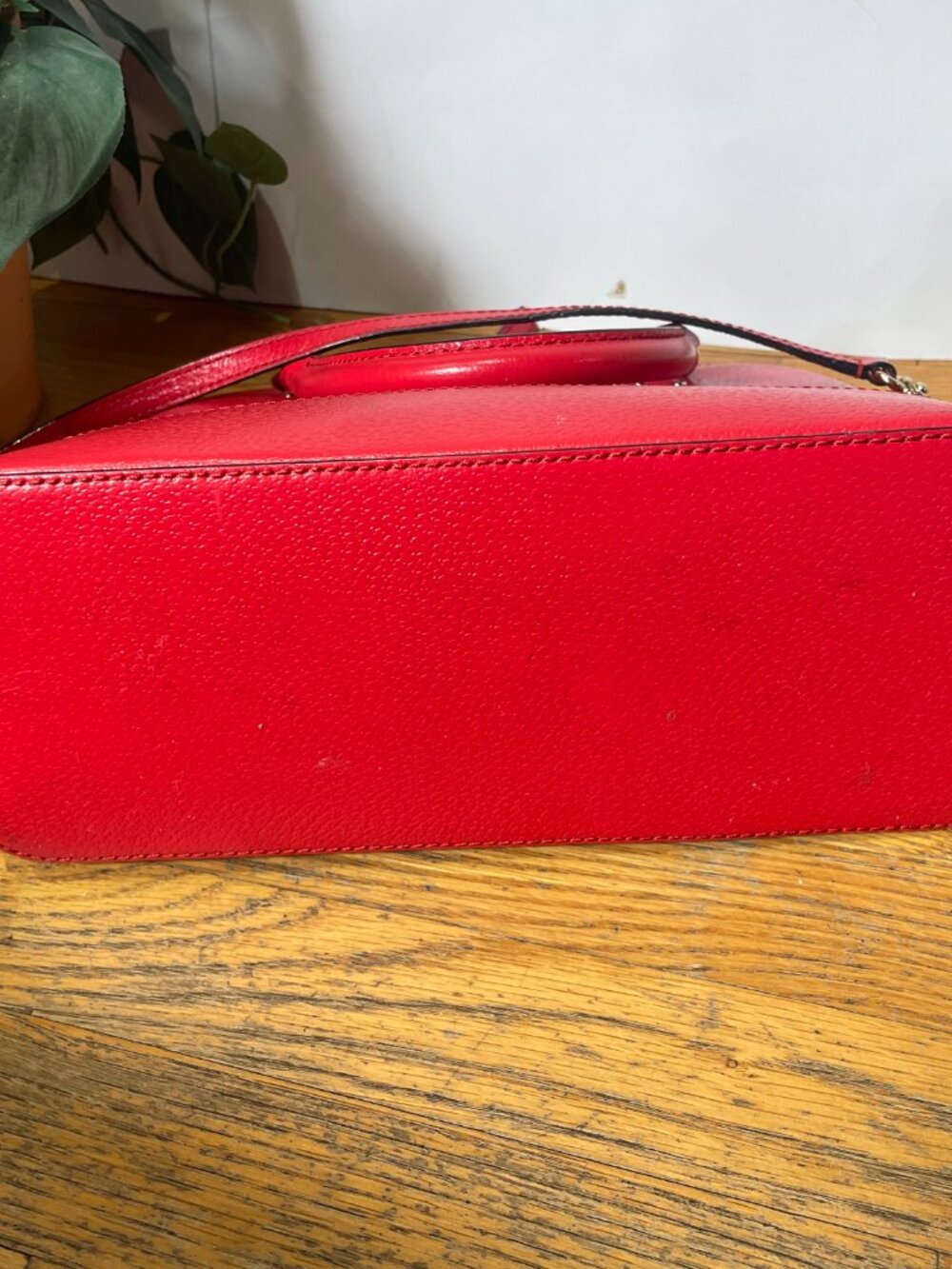 Kate Spade New York Wellesley Rachelle satchel in Cherry Red - Picture 6 of 13